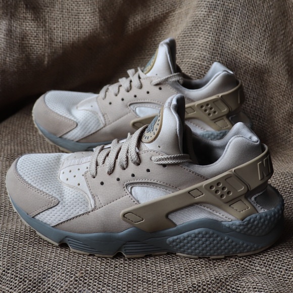 nike huarache oatmeal